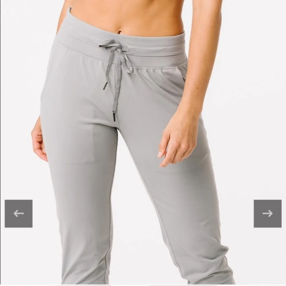 Zyia Active Ascend Gray Jogger Pants - Picture 4 of 13